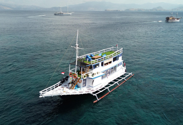 3 ISLAND 2D1N KOMODO TOUR