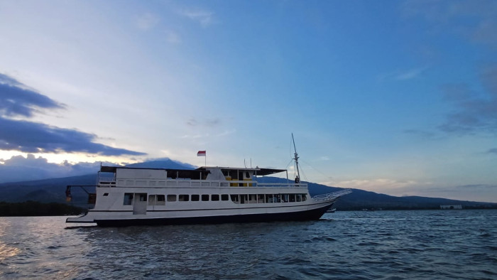 Azmy Adventure Komodo Trip Package