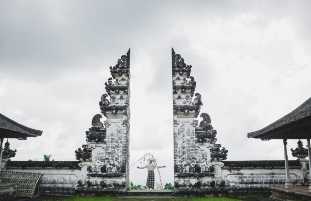 Bali Instagram: Gate of Heaven Temple Tour