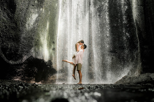 Bali Swing, Monkey Forest & Waterfalls Tour