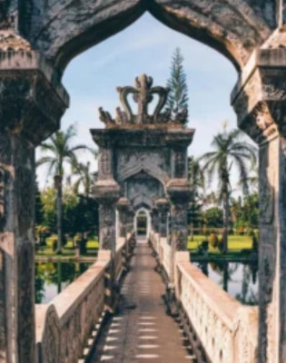 Heaven’s Gate Tour – East Bali Private Experience