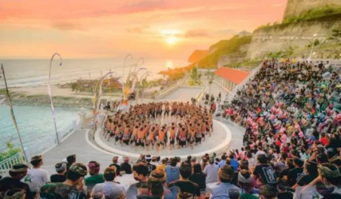 Kecak Dance Ticket at Melasti Beach Bali – A Cultural Spectacle by the Ocean