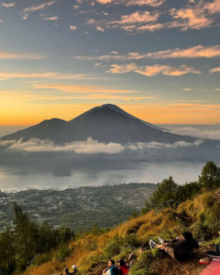 Mount Batur Sunrise Trekking with Natural Hot Spring | Private Tour