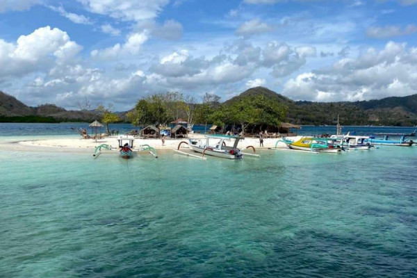 Open Trips Special Gili Nanggu Tour
