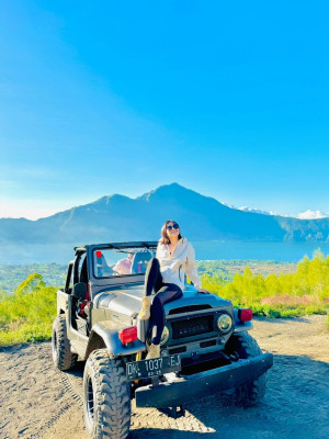 Private Mount Batur Sunrise Jeep and Black Lava Adventure (Medium Trip – 1,450 MASL)