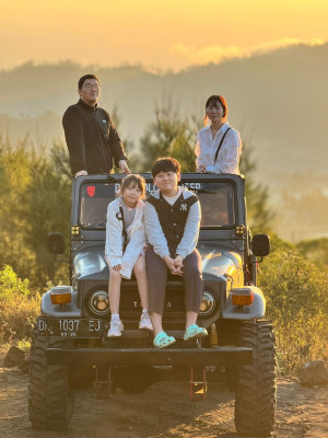 Private Mount Batur Sunrise Jeep and Rafting Experience