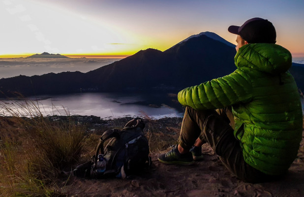 Private Tour: Full-Day Mount Batur Volcano Sunrise Trek with Natural Hot Springs