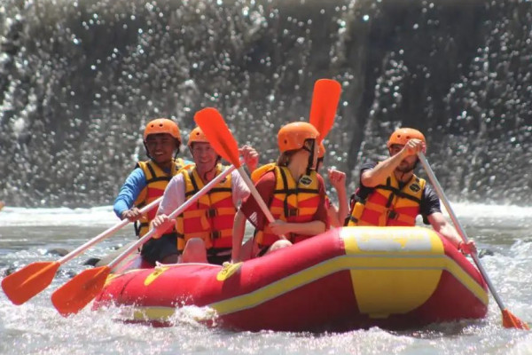 Rafting di Sungai Ayung