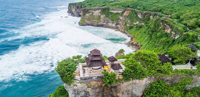 SOUTH BALI A: Watersport, GWK, Padang Beach & Uluwatu