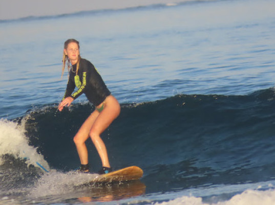 SURF & EXPLORE 5D4N
