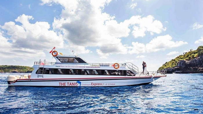 The Tanis Fastboat