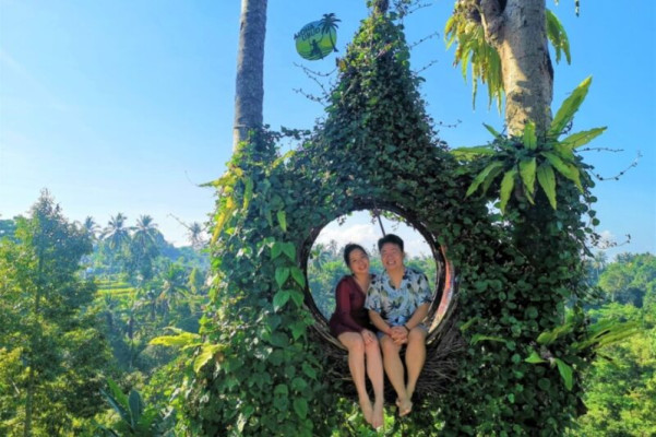 Ubud Jungle Swing Deluxe with Ubud tours (Ubud Market & Palace)