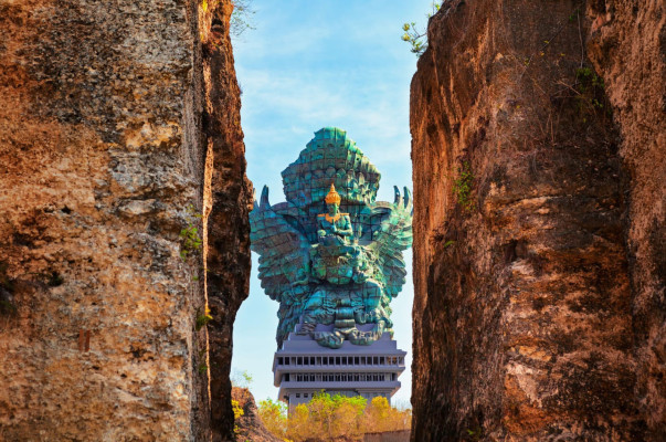 Uluwatu Tour Package